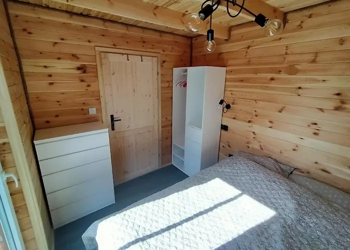 Domki Strzezenice Lodge Strzezenice