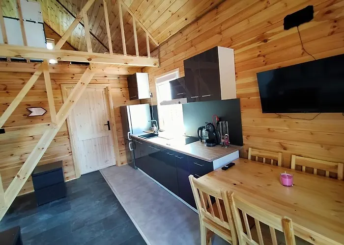 Lodge Domki Strzezenice Strzezenice