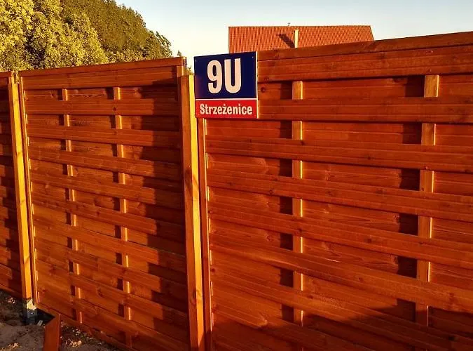 Domki Strzezenice *